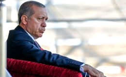 Dikkat Çeken Rapor: Otokrasi Büyürken Ekonomi Düşüyor!