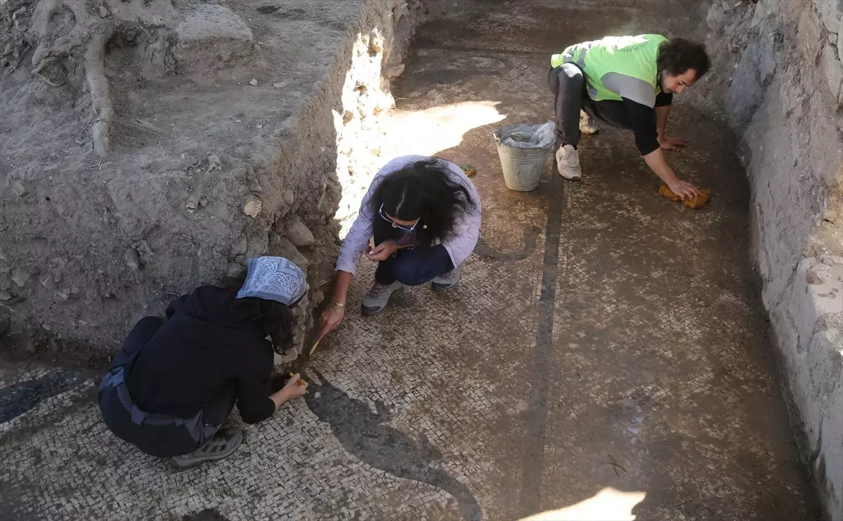 Herakleia Antik Kenti’nde Kazı Çalışmaları Devam Ediyor