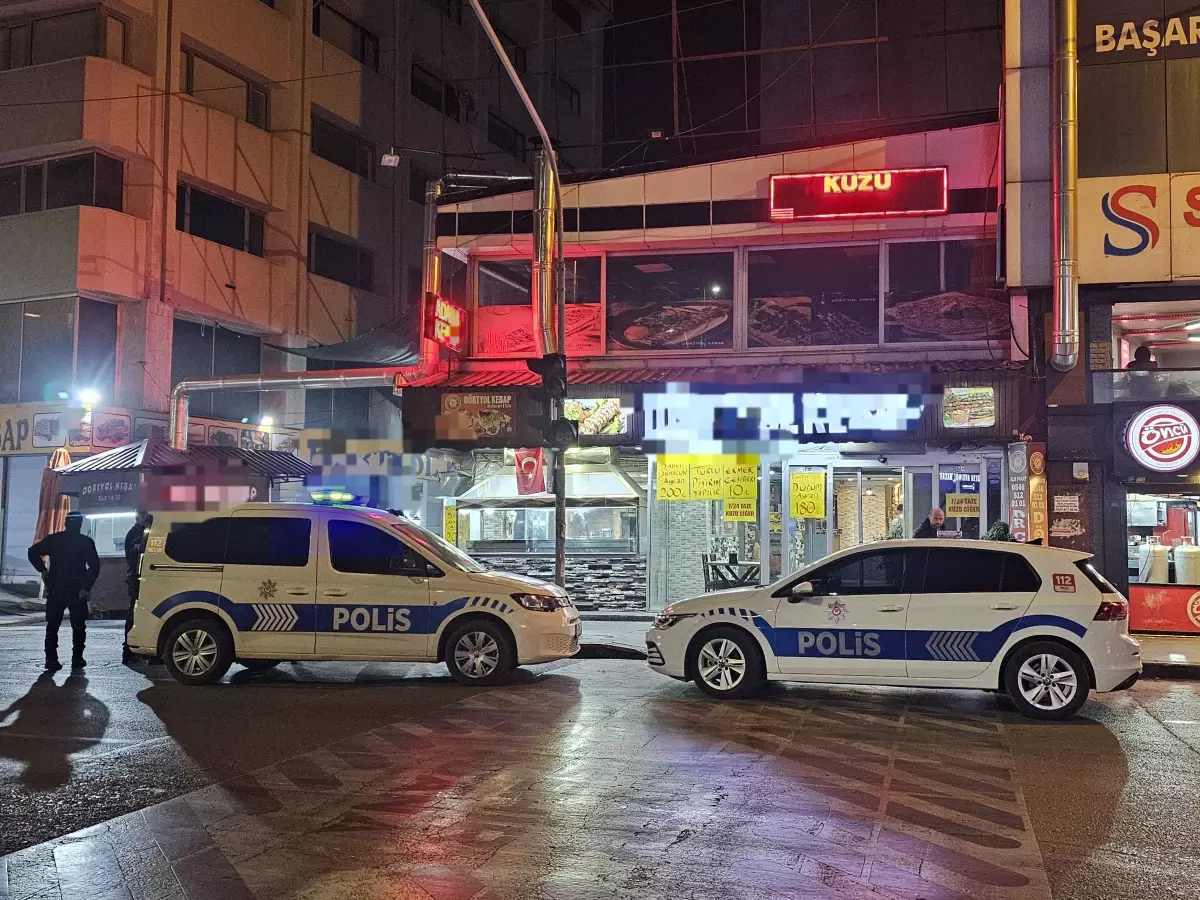 Adana’da Motosikletli Saldırgan Kebapçı Çalışanını Vurdu