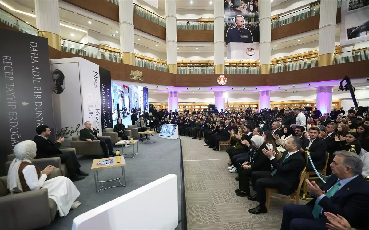 Cumhurbaşkanı Erdoğan, Gaziantep’te gençlerle buluştu: (1)