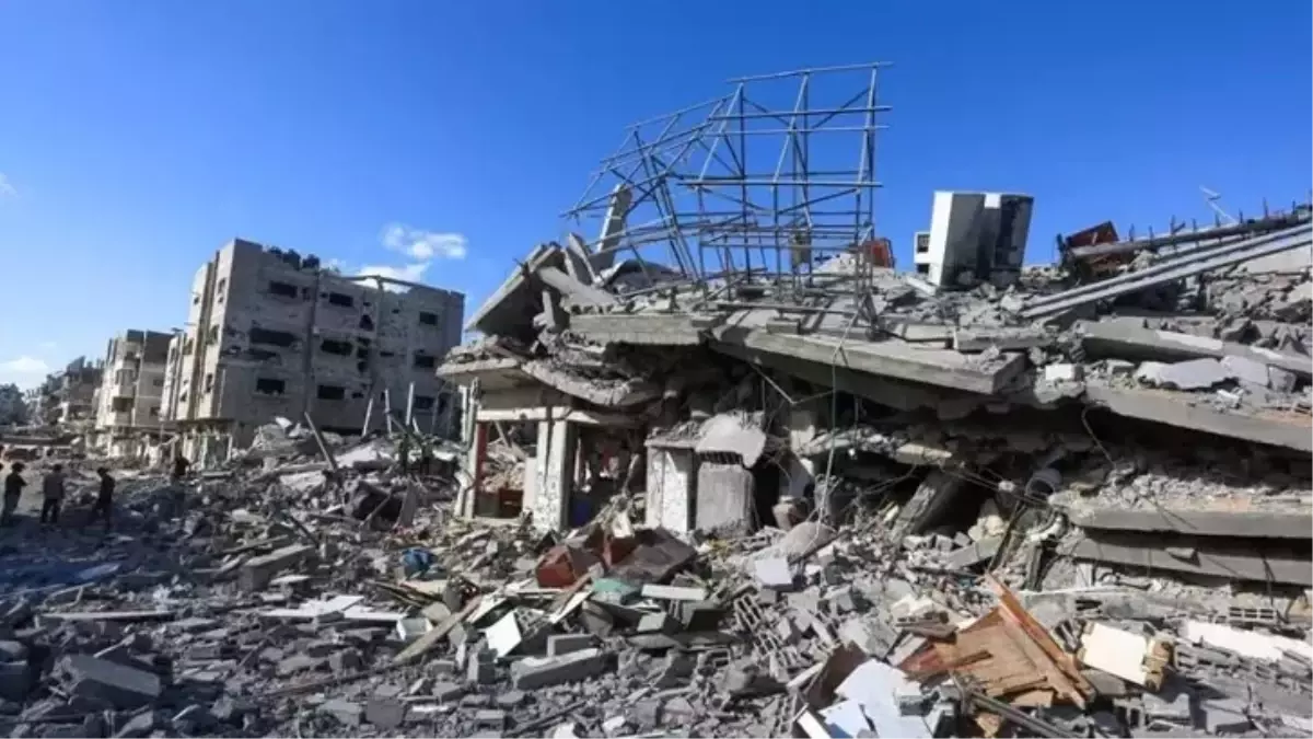 İsrail’in Gazze’deki Saldırılarında Ölü Sayısı 44 Bine Yaklaştı