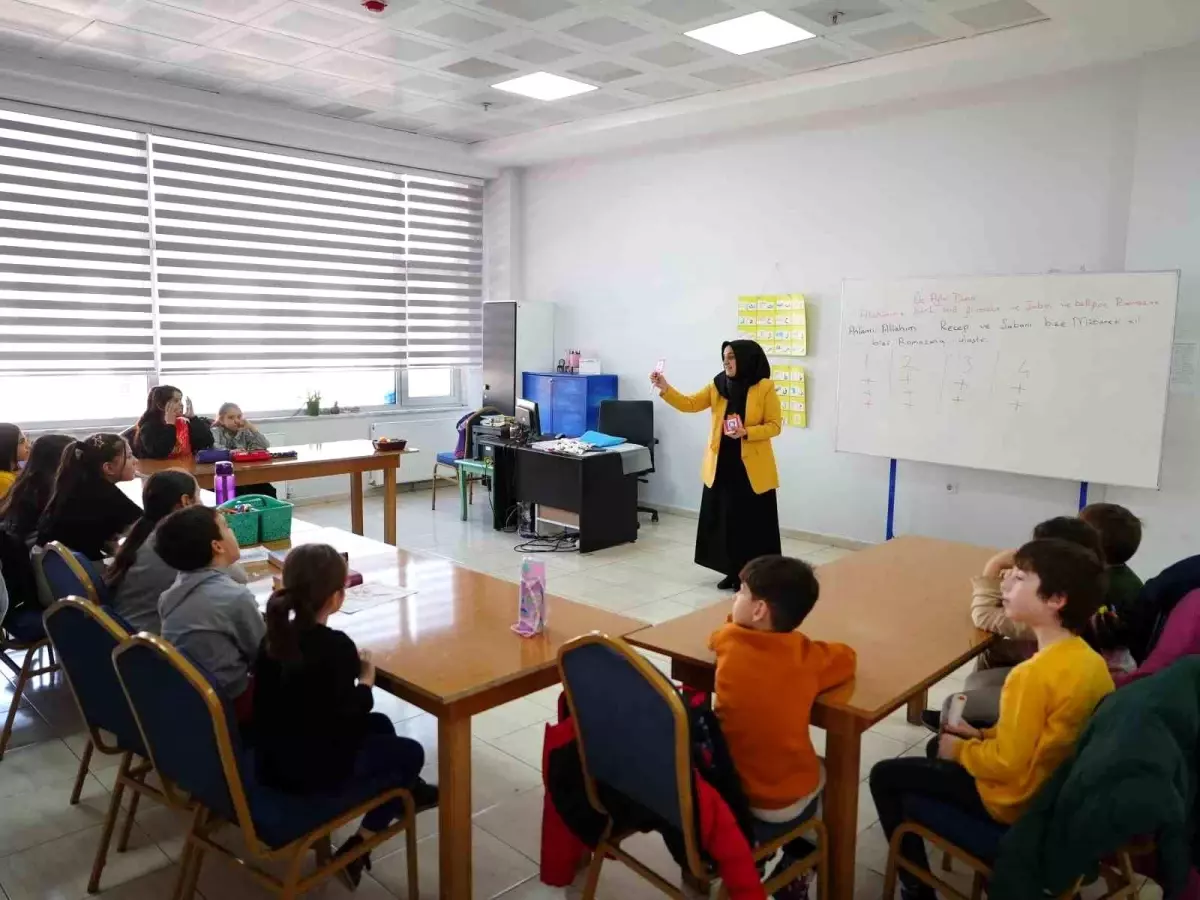 Düzce Belediyesi Çocuk Üniversitesi’nde Sömestr Etkinlikleri Başladı