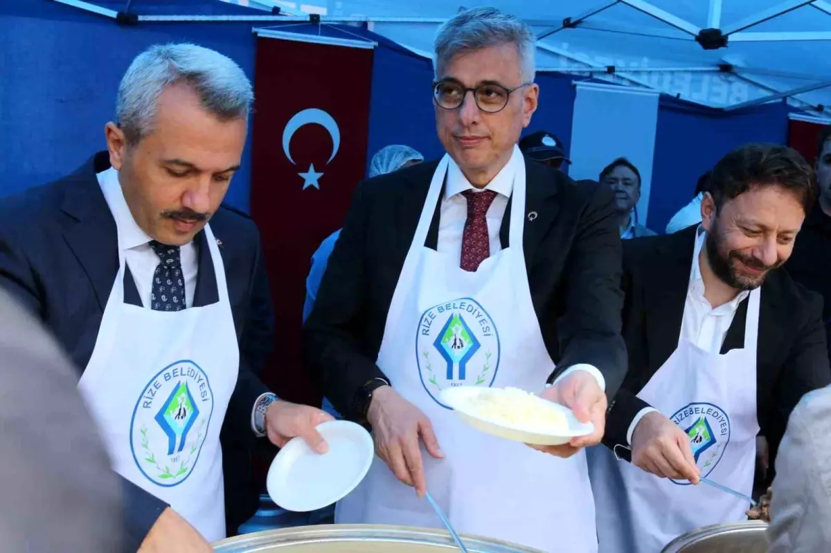 Bakan Memişoğlu Ramazan Bayramı’nda Rize’de Bayramlaştı