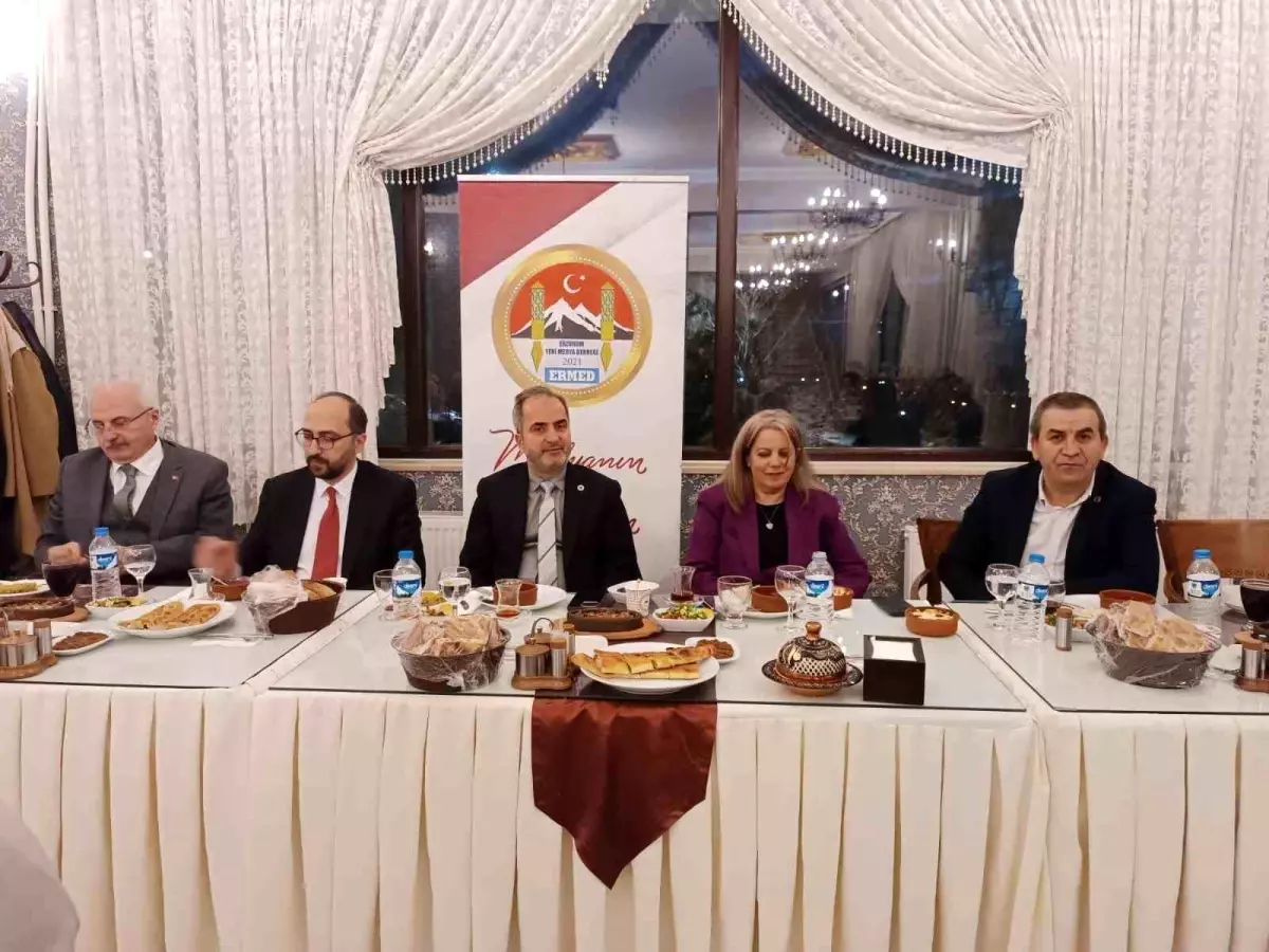 Erzurum Yeni Medya Derneği’nden Ramazan İftarı