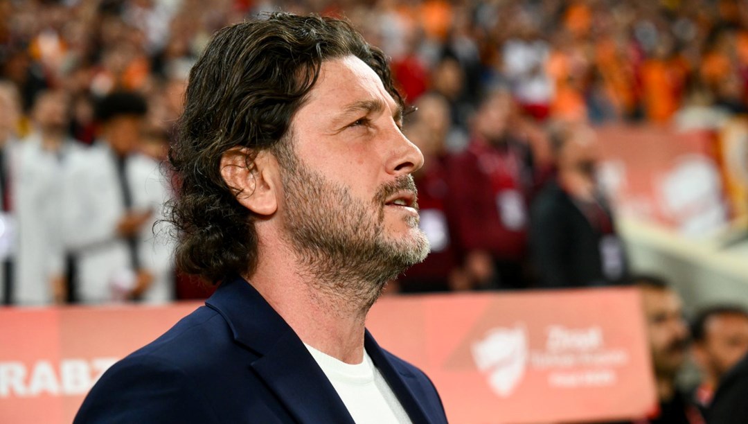 Fatih Tekke:Â Bu Ã¼zÃ¼ntÃ¼yÃ¼ yaÅamak zorundayÄ±z